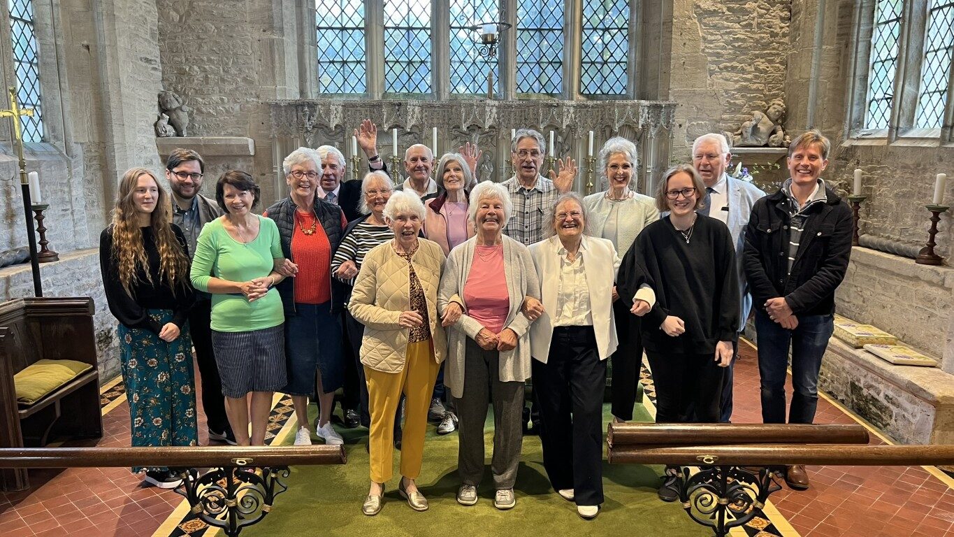 Minster Lovell Congregation (Medium)